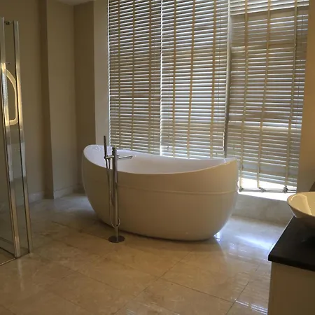 Hotel Doubletree By Hilton - Tuzla 4*