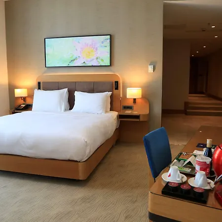 Doubletree By Hilton - Tuzla Hotel