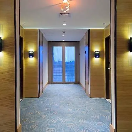 Doubletree By Hilton - Tuzla Szálloda 4*