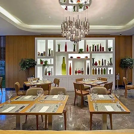 Szálloda Doubletree By Hilton - Tuzla