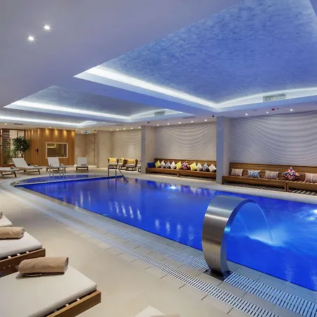 호텔 Doubletree By Hilton - Tuzla