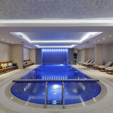 Doubletree By Hilton - Tuzla Hotel