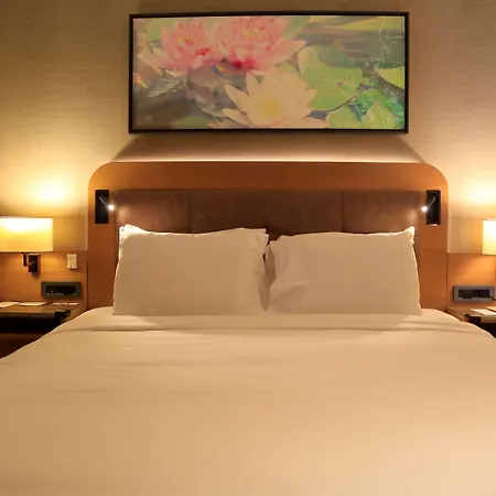호텔 Doubletree By Hilton - Tuzla 4*
