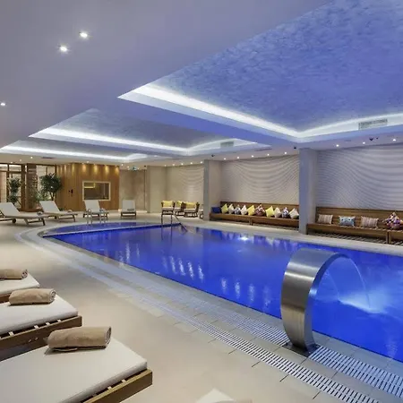 Ξενοδοχείο Doubletree By Hilton - Tuzla 4*